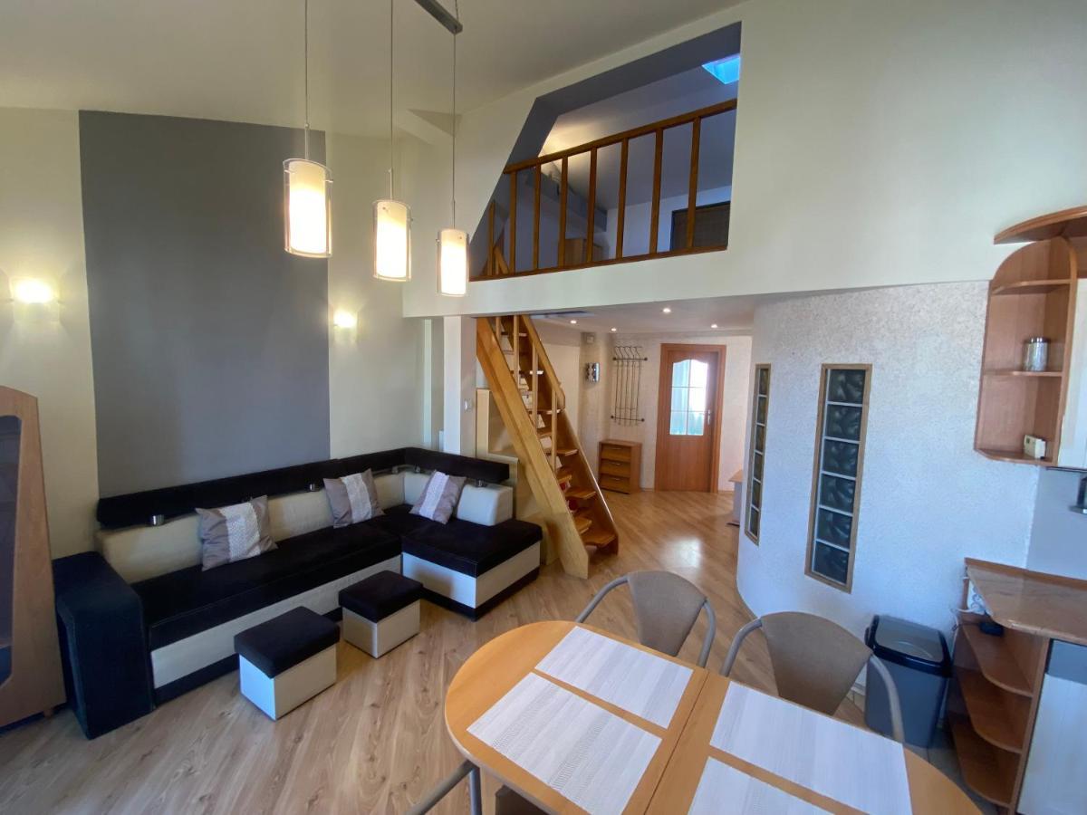 Apartament #Widokowa Lejlighed Rzeszów Eksteriør billede